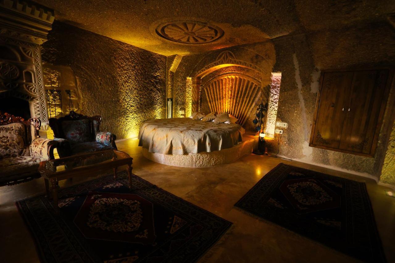Cappadocia Empire Cave Hotel Goreme Exterior foto